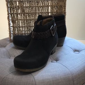 Ankle boots